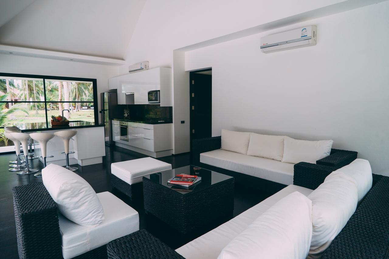Le Motu Hotel Taling Ngam Beach Екстериор снимка